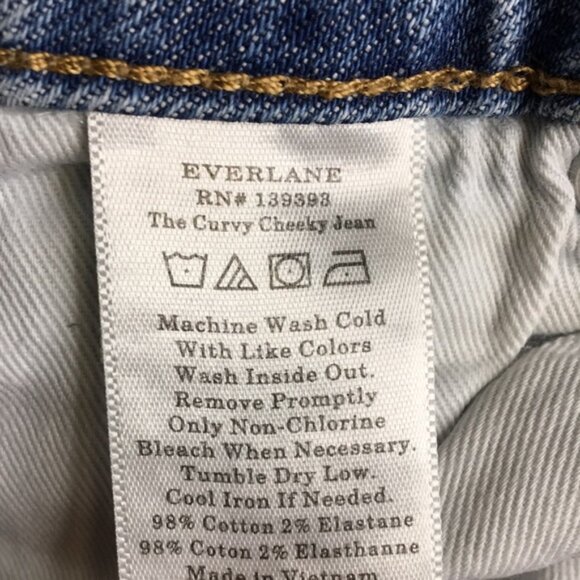 Everlane The Curvy Cheeky Jean - Picture 6 of 6